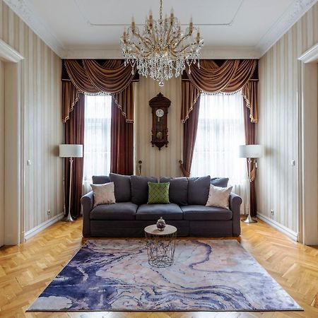 Luxury Central Home Next To The New York Cafe Budapest Exterior photo